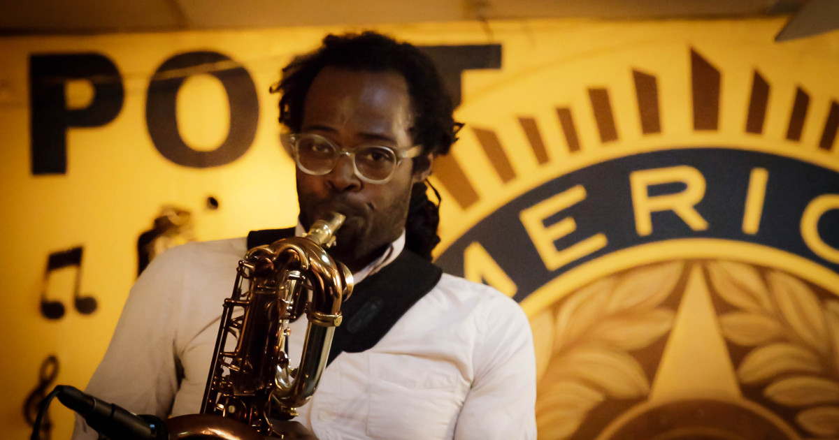 Egy este az American Legion Barban Egy este az American Legion Barban